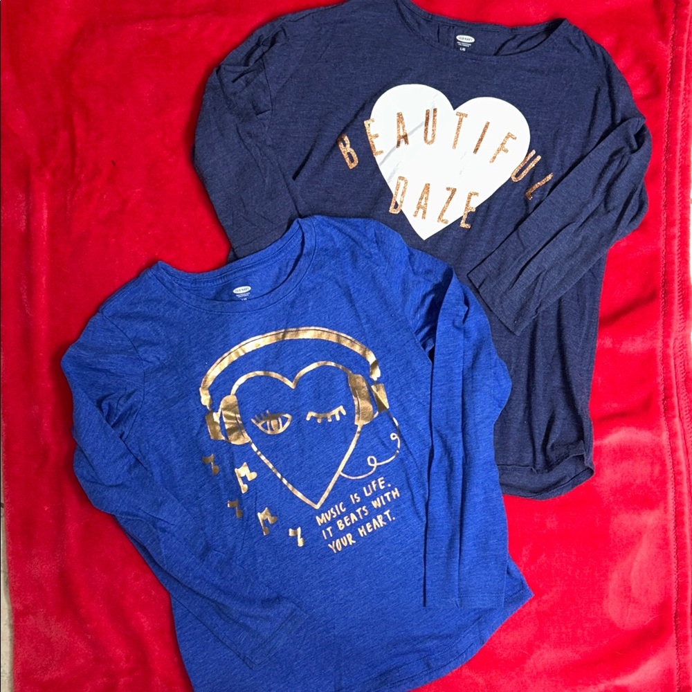 Pair of Old Navy Graphic 3/4 & Long Sleeve Tees